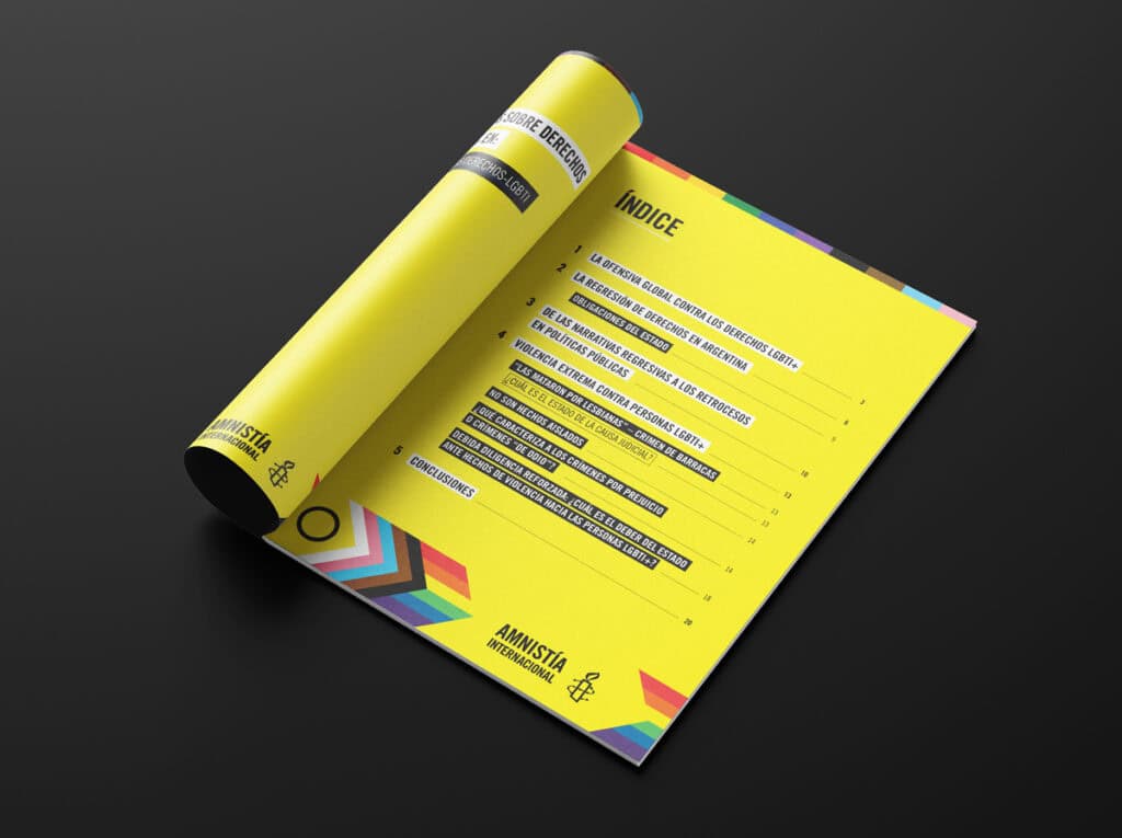 Mockup de informe de Amnistía Internacional en formato de folleto.